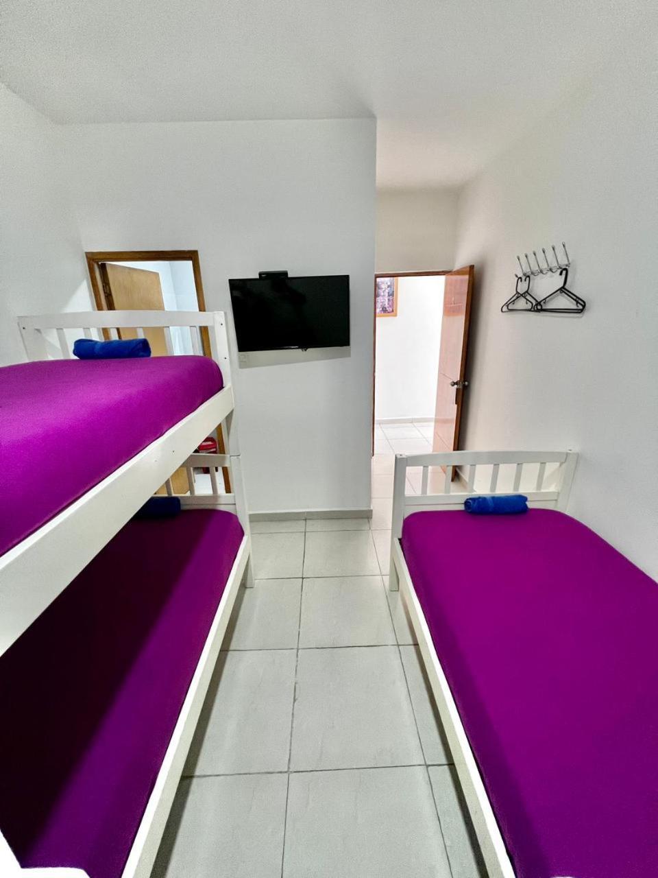 Hostal Lumar บาร์รังกีญา ภายนอก รูปภาพ